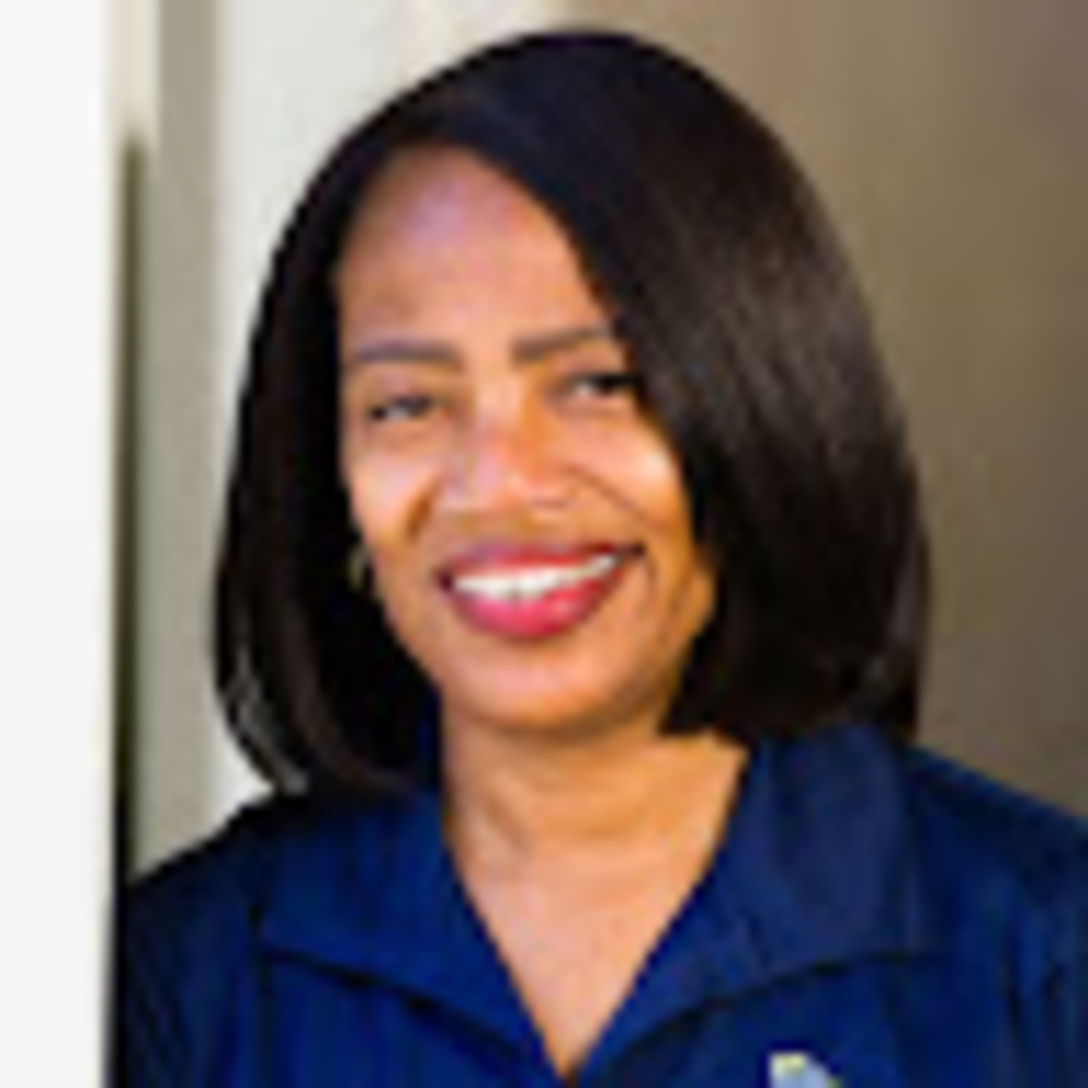 Meet your Posher, Latonya